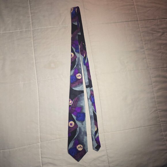 Vintage Nino Foriero – 100% Silk – Abstract Geometric Pattern -80's/90's - Picture 2 of 4